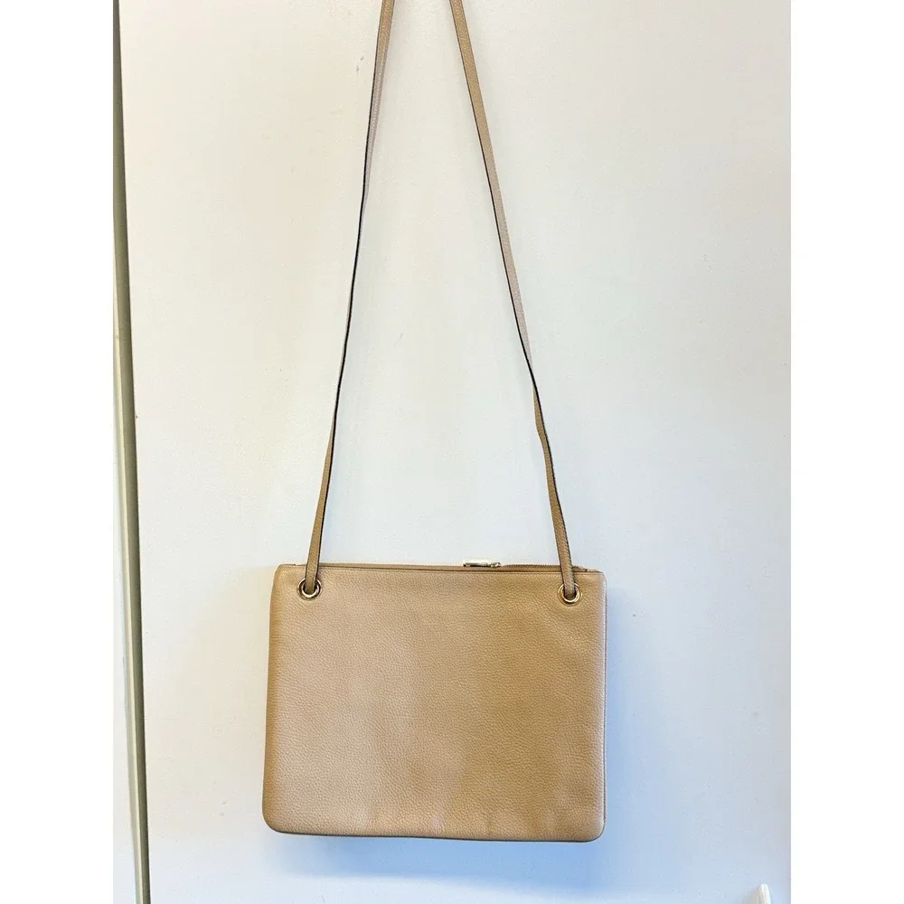 Coach Convertible Leather Tan Pebbled Cross Body Bag Purse w/Gold Chain Accent